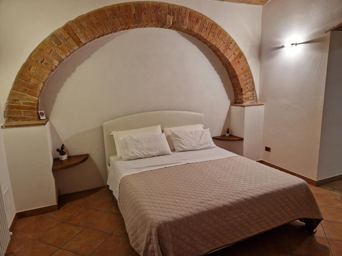 Agriturismo Montepinci Montalcino Esterno foto